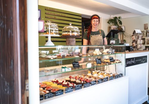Herzwerk Patisserie von Konditormeisterin Laura Hörmann in Altstädten.