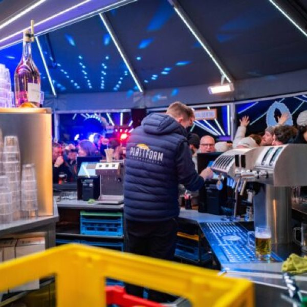 Opening-25_26-Plattform-412_1-600x400