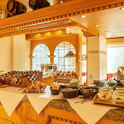 alpenhotel tiefenbach frühstück