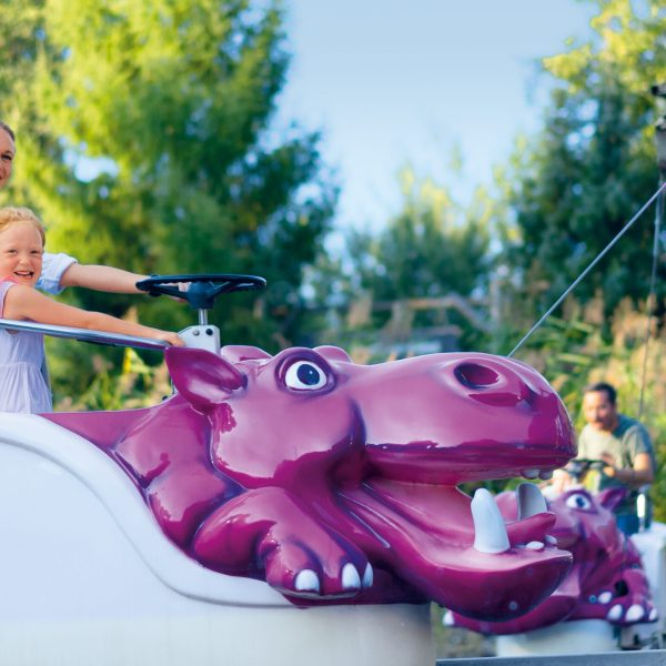 (c) Ravensburger Spieleland, Das Nilpferd in der Wasserbahn