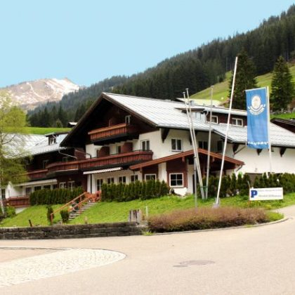 foto_karusel3-768x439