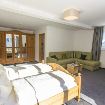 kanzelwandblick-doppelzimmer-hotel-hoernlepass-kleinwalsertal02